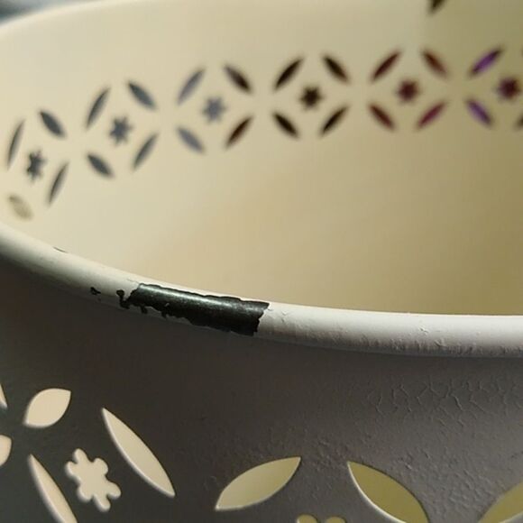 Floral Painted Toleware? Metal Waste Bin Decorative cut outs upper edge - Picture 10 of 13